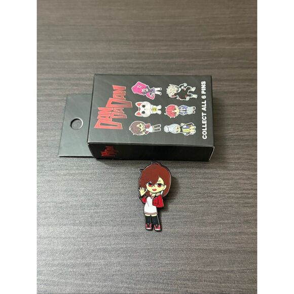 Dandadan Chibi Character Blind Box Enamel Pin - Momo Ayase - Picture 1 of 2
